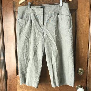 Apostrophe Olive Linen Capris Size 12 Petite
